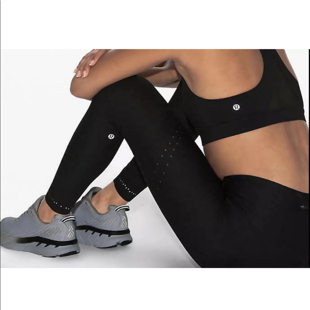 NWT Lululemon black  in focus run tight size 2 - Picture 10 of 10